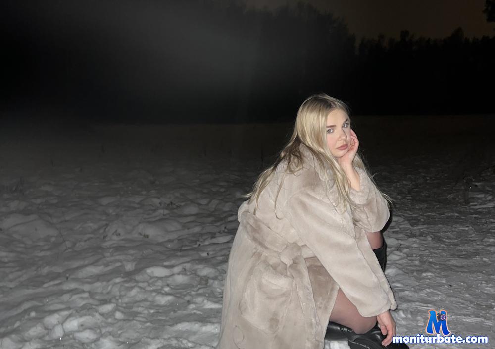 emmadesire camsoda livecam performer profile