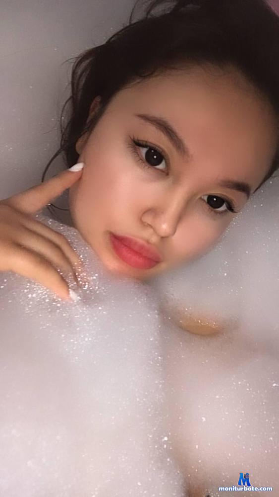 sophiavey camsoda livecam performer profile