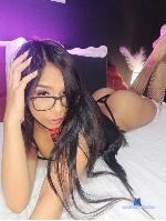 isabellacash Camsoda livecam show performer room profile