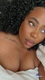 daniellladior Camsoda livecam show performer room profile