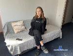 lyavaes Camsoda livecam show performer room profile