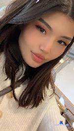 uiatakiss Camsoda livecam show performer room profile