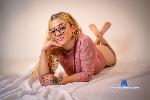 bonnielogans Camsoda livecam show performer room profile