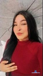 emmaa-lee1 Camsoda livecam show performer room profile