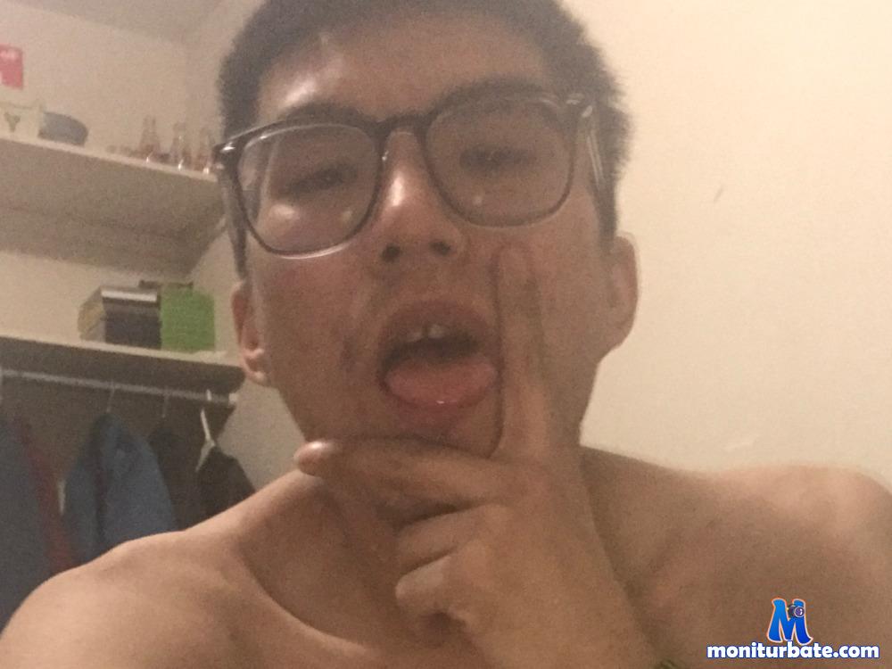 n8tve-guy420 camsoda livecam performer profile