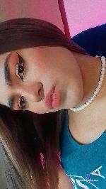 kimberlytthopson Camsoda livecam show performer room profile