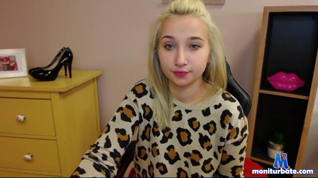 loveodetta Camsoda performer sexy feet fetish petite blonde teen college sph voyeur dom