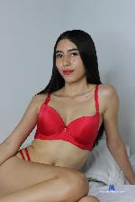 sweetemi Camsoda livecam show performer room profile