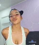 canelle22 Camsoda livecam show performer room profile