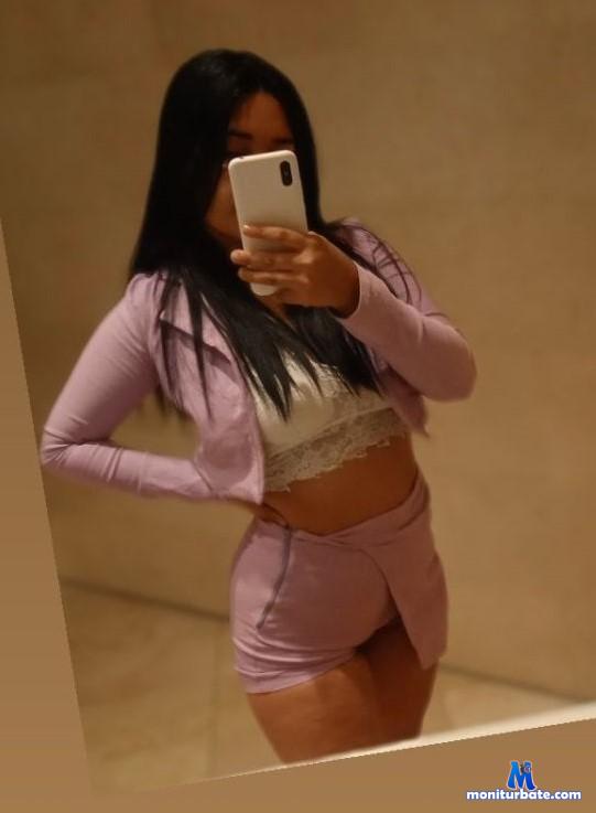 crysstaotile Camsoda performer 