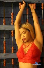 chantelfarak Camsoda livecam show performer room profile