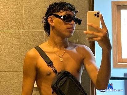andres-011 camsoda livecam performer profile