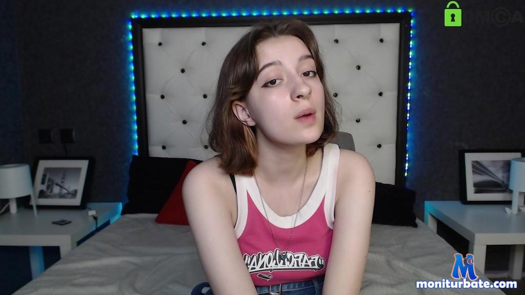 myliedan camsoda livecam performer profile