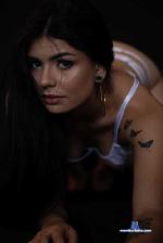 angeldahian Camsoda livecam show performer room profile