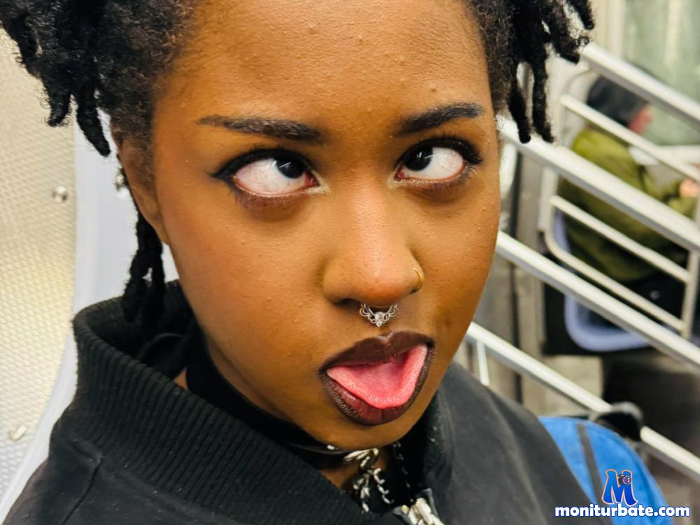 desspacito camsoda livecam performer profile