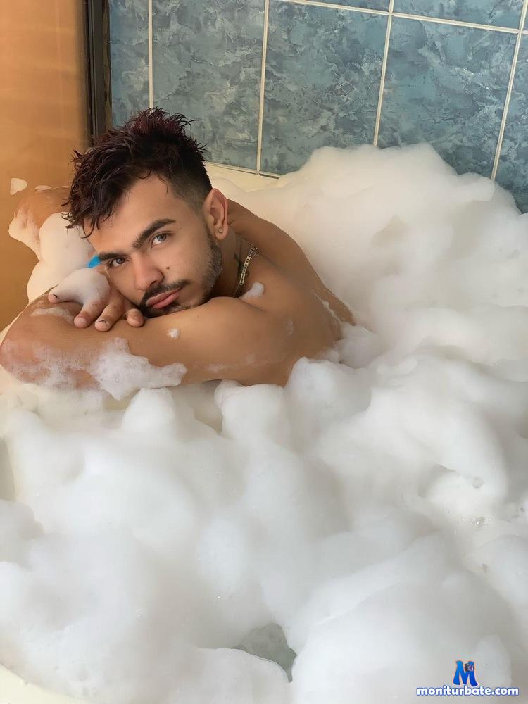 tommyduchannes camsoda livecam performer profile
