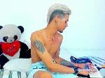 hugolatin23 Camsoda livecam show performer room profile