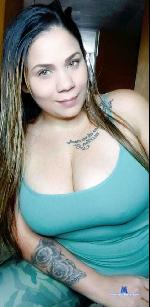 fiorellaponce Camsoda livecam show performer room profile
