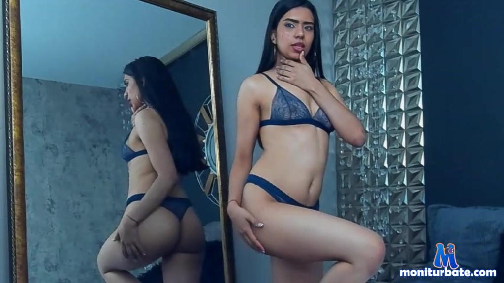 megansosa Camsoda performer blackhair