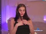 lindawarners Camsoda livecam show performer room profile