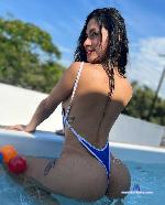 renatta-29 Camsoda livecam show performer room profile