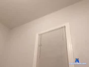 10inch3r949 chaturbate livecam performer profile