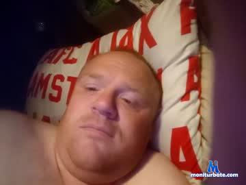 1982bi Chaturbate model profile picture