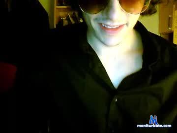 aloneinthecam chaturbate livecam performer profile