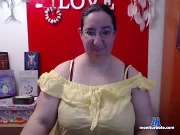 amordeluna chaturbate livecam performer profile