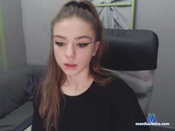 babelucy_18 chaturbate livecam performer profile