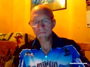 bearcub11 chaturbate livecam performer profile