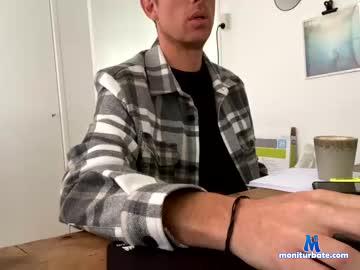 boy19xl chaturbate livecam performer profile