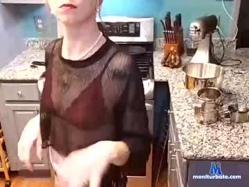 cherrienova chaturbate livecam performer profile