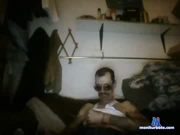 chriscrozz1 chaturbate livecam performer profile