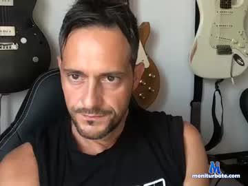 cristianita22 chaturbate livecam performer profile