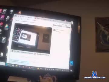cryptsmoker chaturbate livecam performer profile