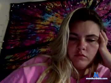 dandiflowers1320 chaturbate livecam performer profile