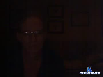 domdresser69 chaturbate livecam performer profile