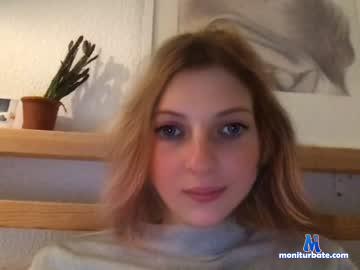 ellaferrari chaturbate livecam performer profile
