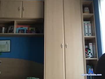 flashreverso69 chaturbate livecam performer profile