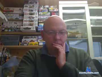 formerlymossie54 chaturbate livecam performer profile