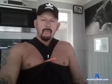 friskyneedsum chaturbate livecam performer profile