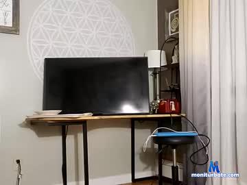 gombi27 chaturbate livecam performer profile