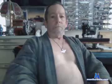handycamfun23 chaturbate livecam performer profile