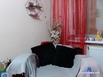 hannahredlips chaturbate livecam performer profile