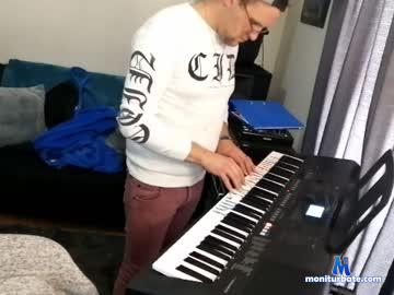 heyitsrey86 chaturbate livecam performer profile