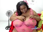 hugextits chaturbate profile picture