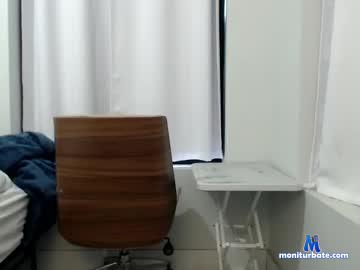 hungxpert chaturbate livecam performer profile