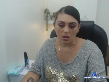 isiroberts chaturbate livecam performer profile