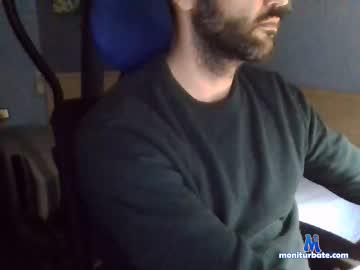 izan__slave Chaturbate model profile picture